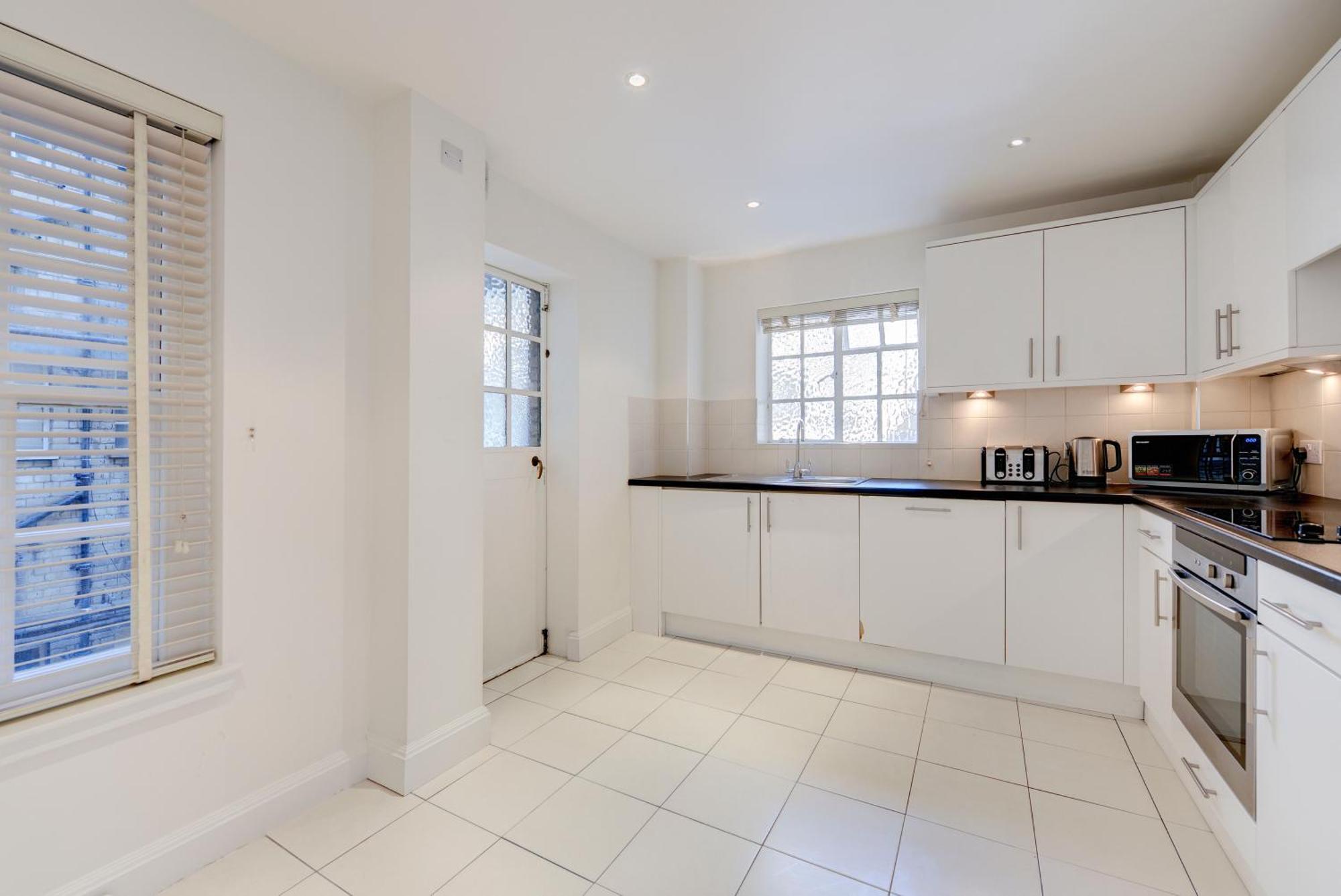 Pelham Court Apartments London Exterior photo