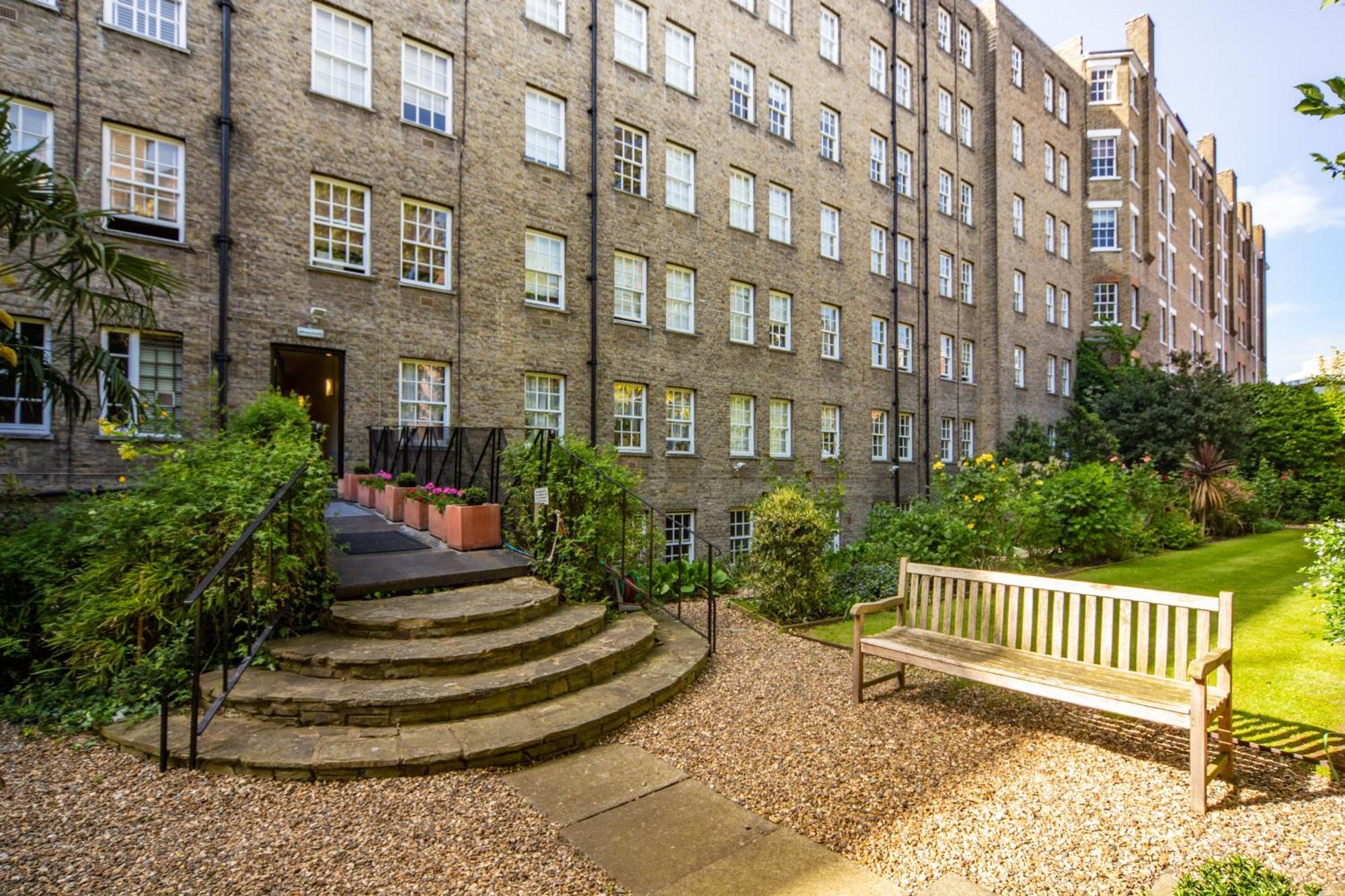 Pelham Court Apartments London Exterior photo